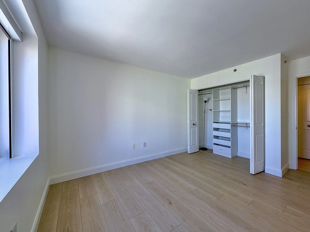 8-12 Museum Way, East Cambridge