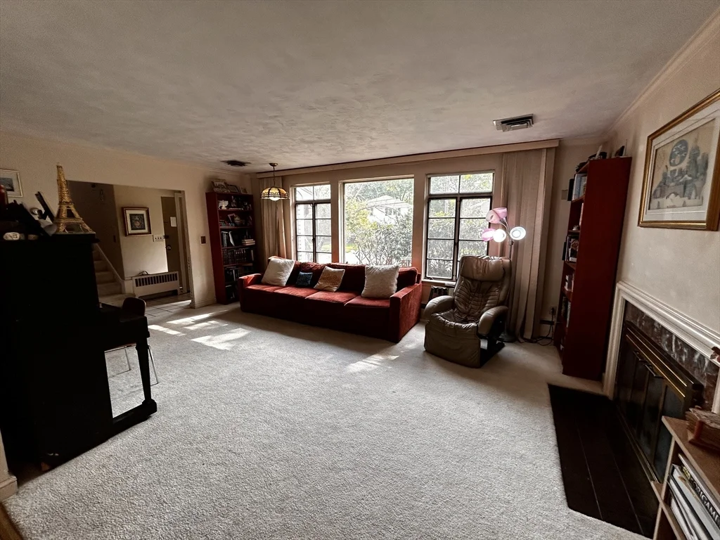 56 Great Meadow Rd, Newton