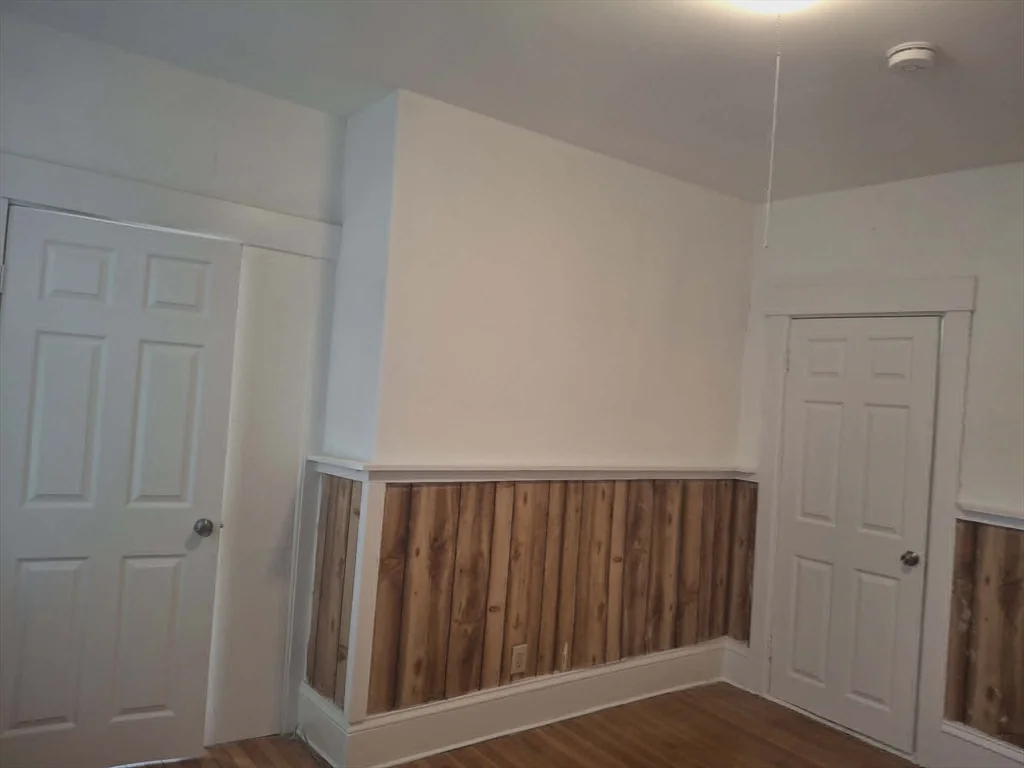 20 Temple St, Fitchburg