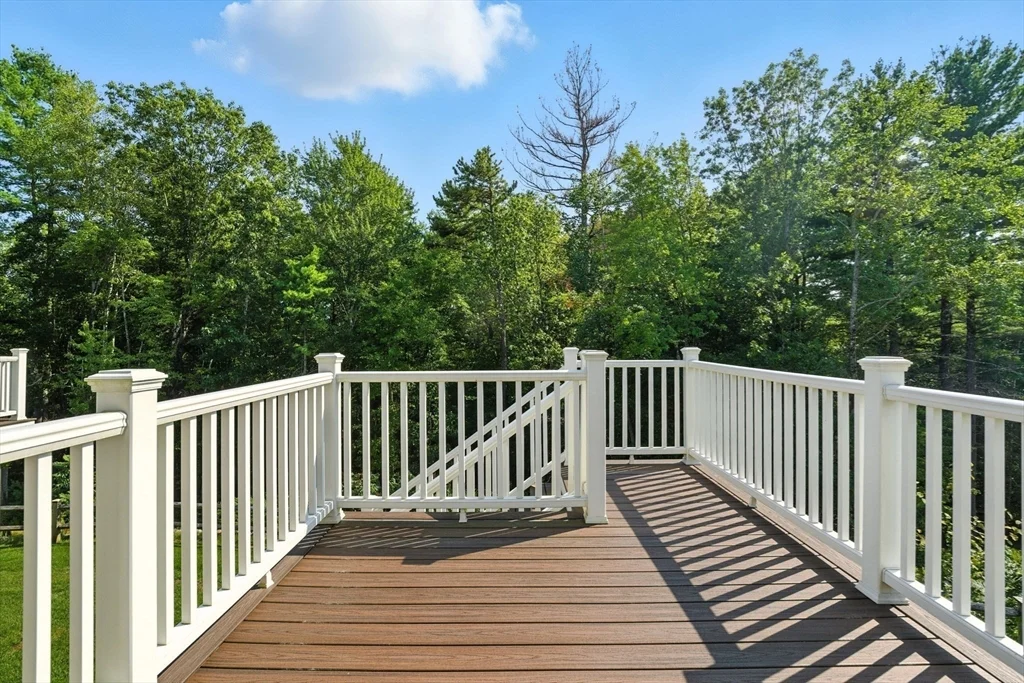 105 Phoebe St, Methuen