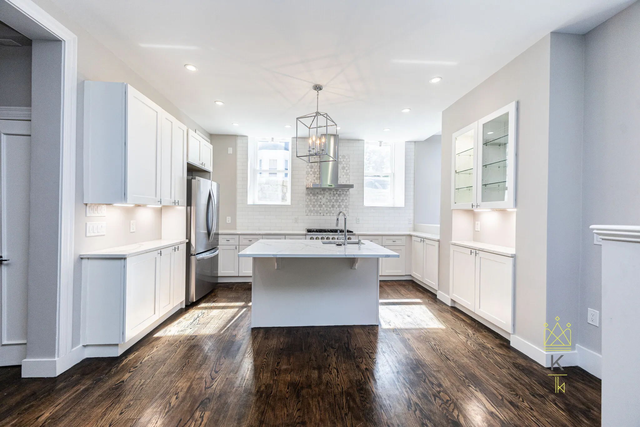 85 Regent St, Roxbury