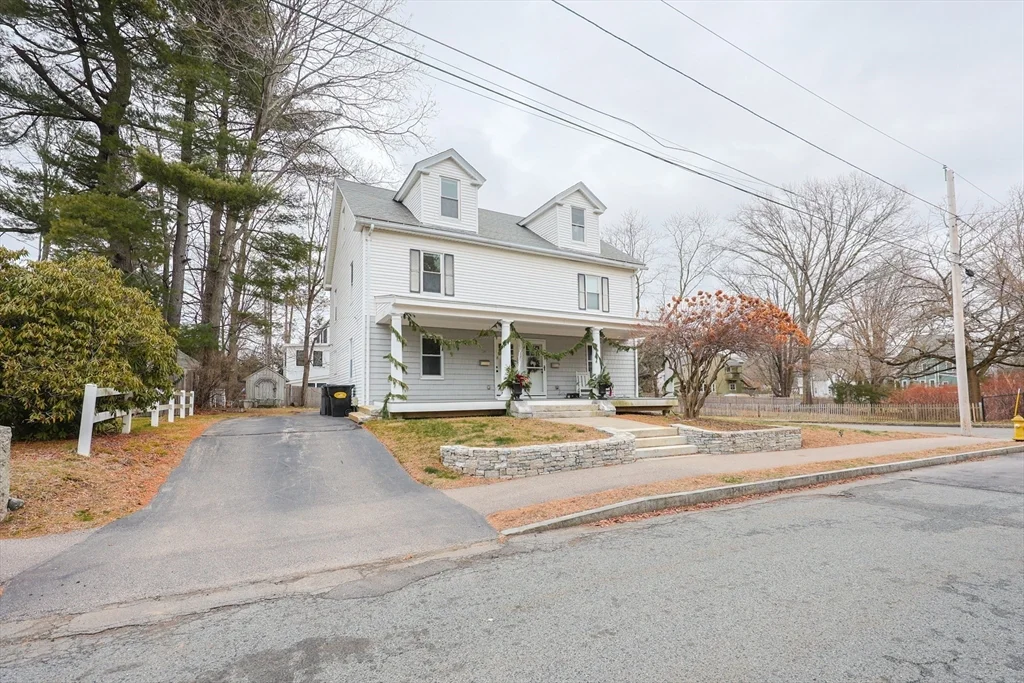 24 Charles St, Westborough