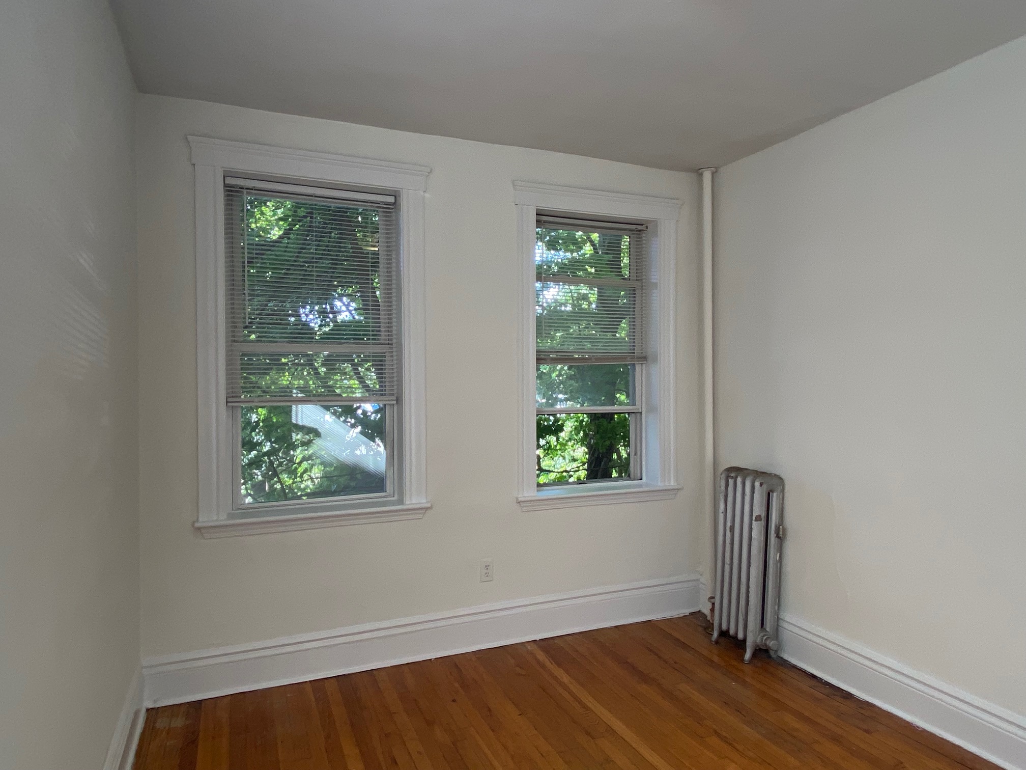 2 bed, 1 bath apartment for rent at 6 Camelot Ct Unit 12A, Brighton — photo 12 of 17