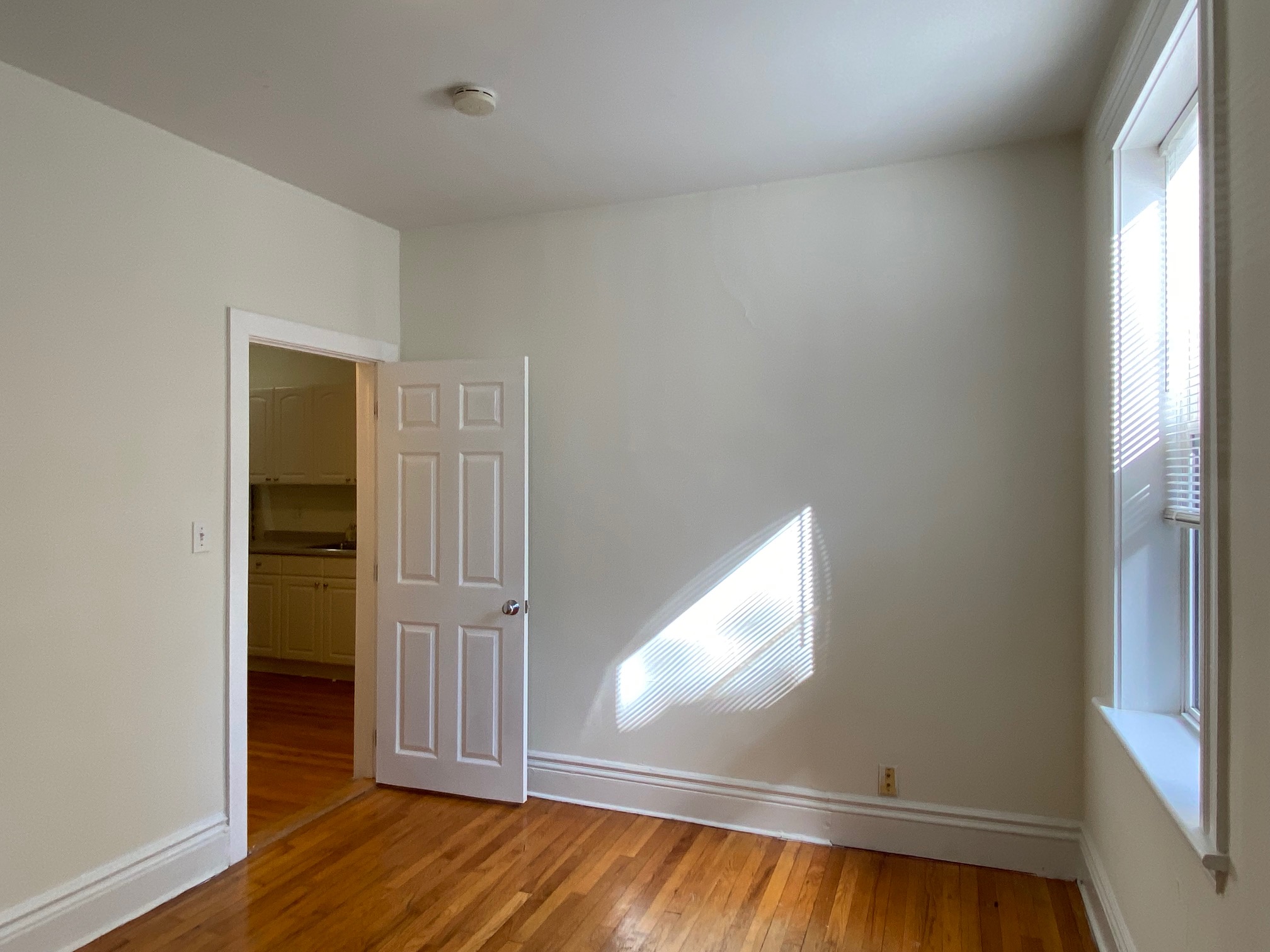 2 bed, 1 bath apartment for rent at 6 Camelot Ct Unit 12A, Brighton — photo 15 of 17