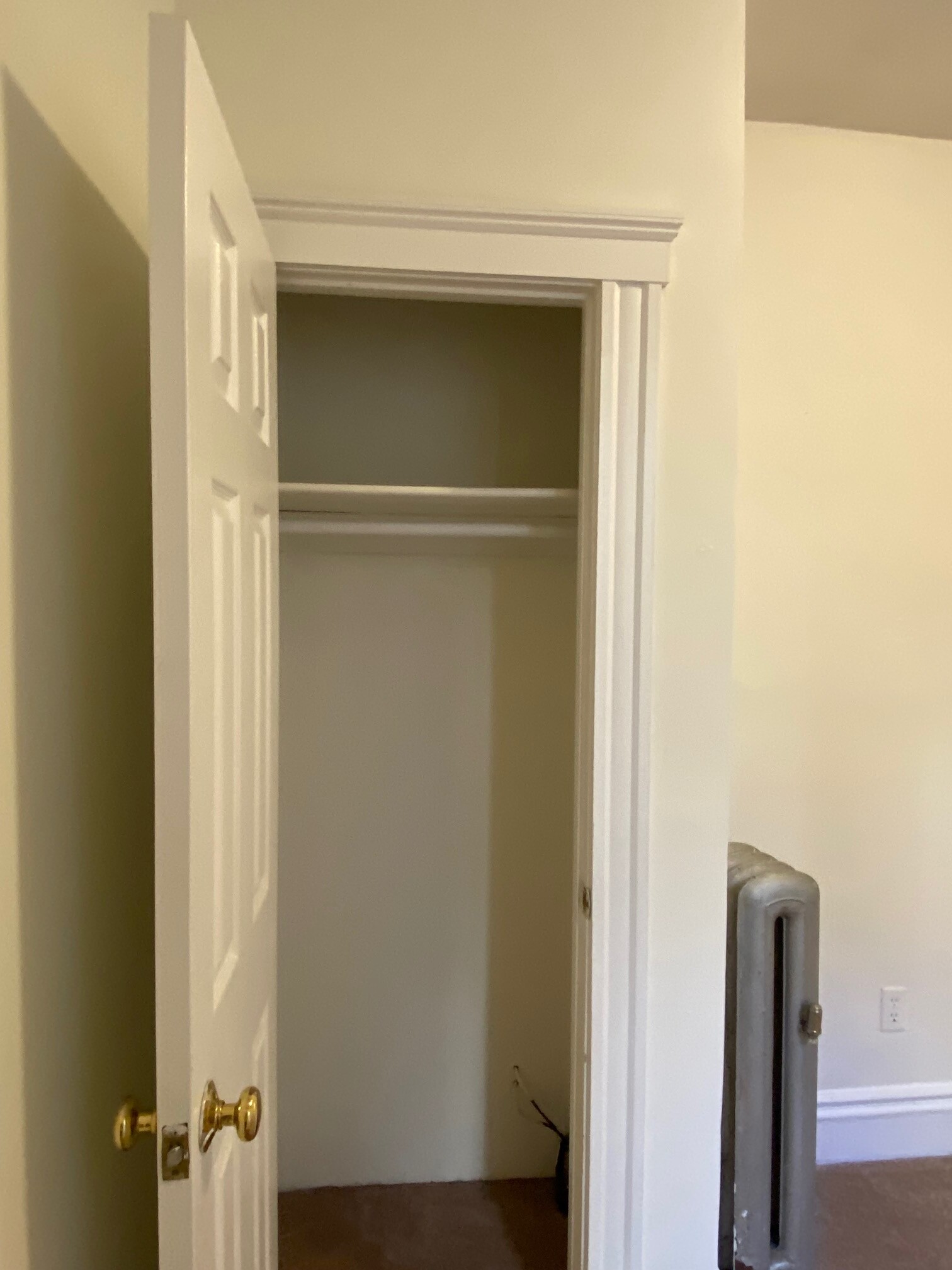 2 bed, 1 bath apartment for rent at 6 Camelot Ct Unit 12A, Brighton — photo 16 of 17