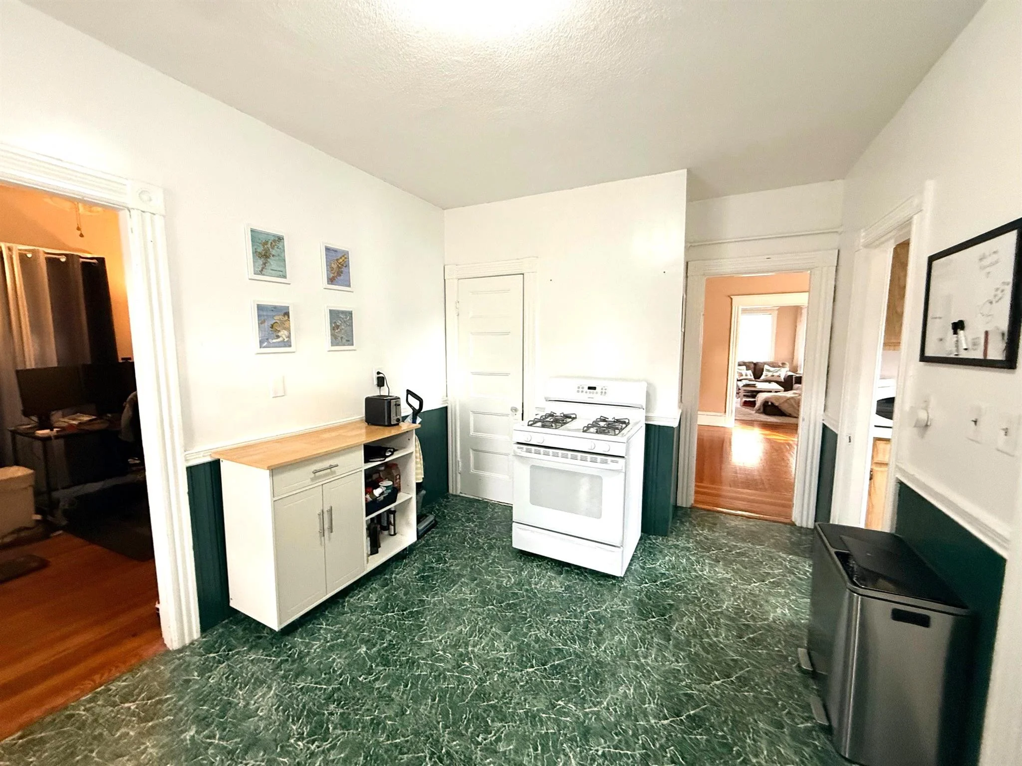 42 Gibbens St, Powder House Square