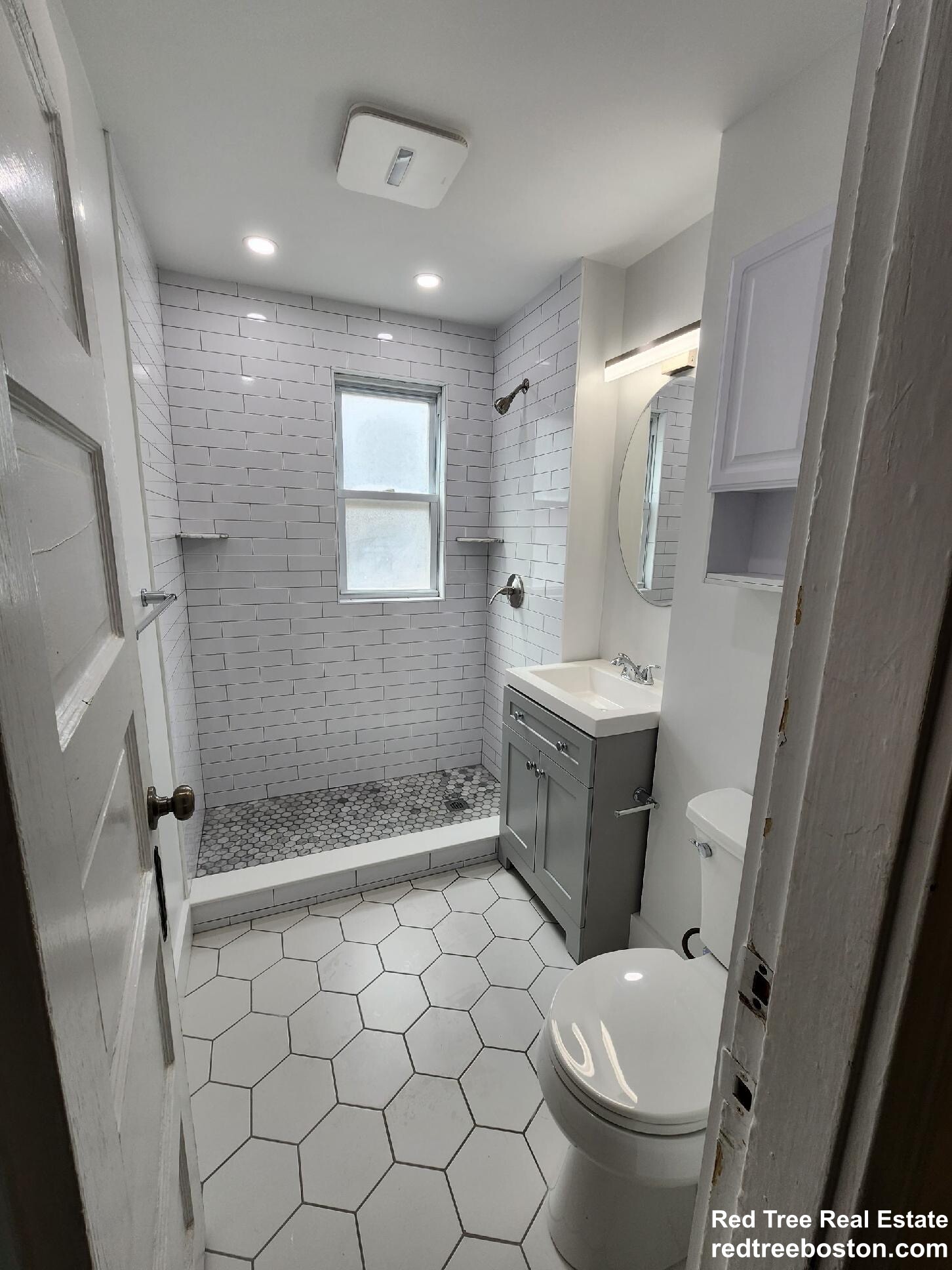 67 Washburn Ave, North Cambridge