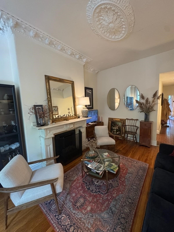 30 Holyoke St, South End