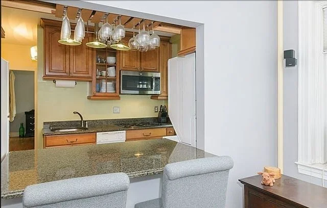 10 Jamaicaway, Jamaica Plain