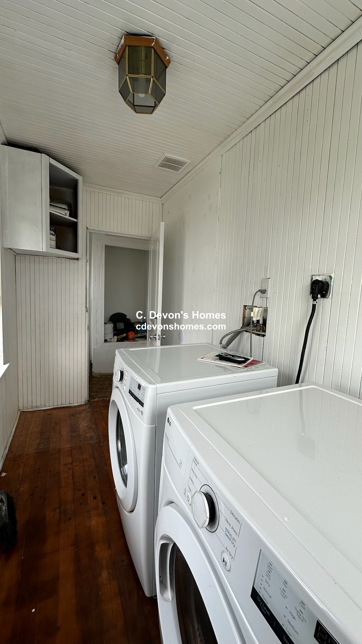 953 Shirley St, Winthrop