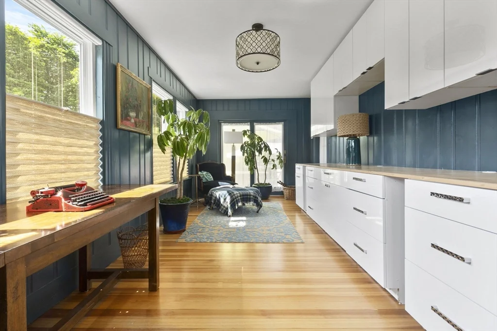 117 Eastern Ave, Essex