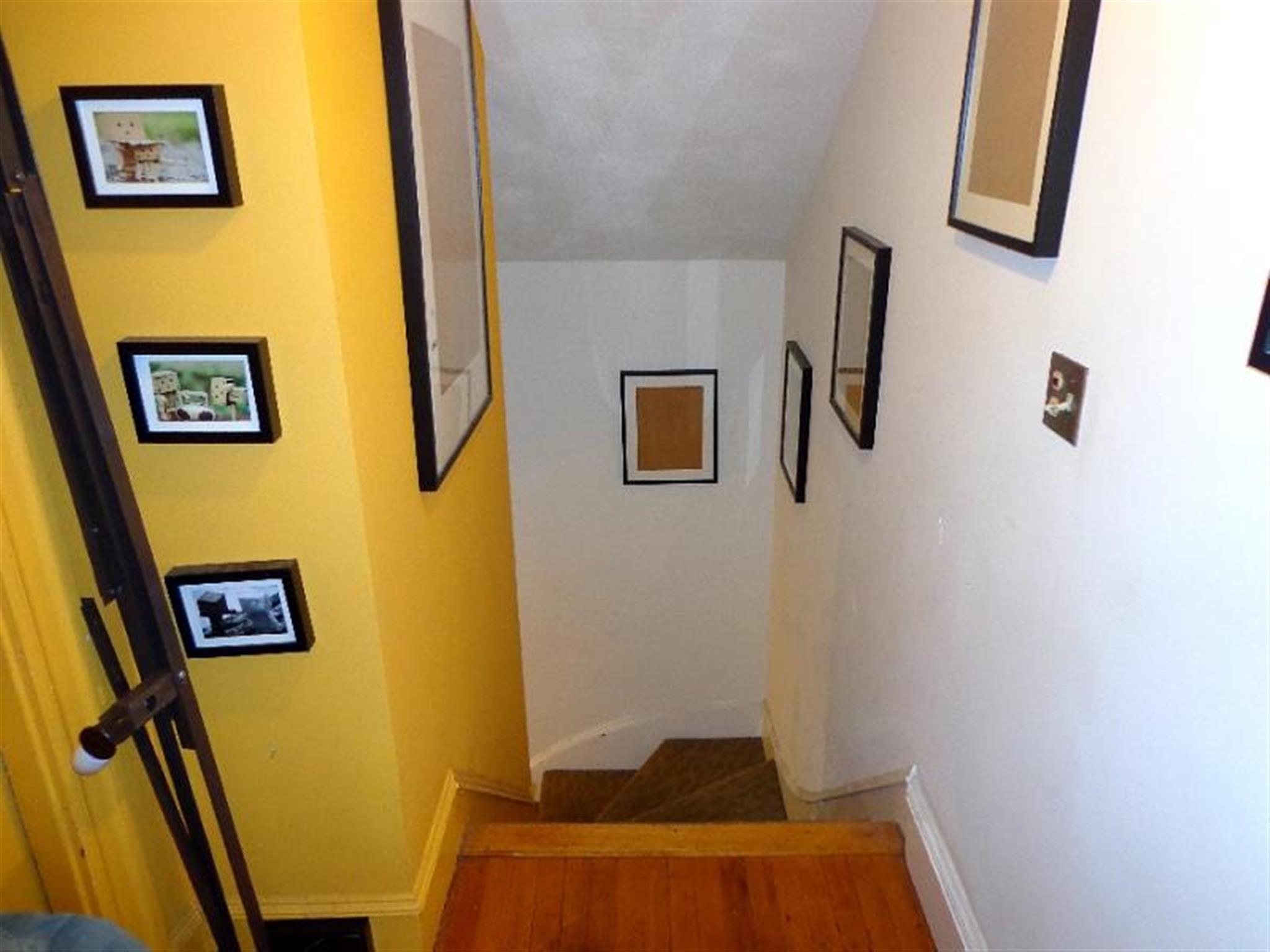 2 bed, 1 bath apartment for rent at 2212 Mystic Valley Pkwy Unit 2, Medford — photo 4 of 10