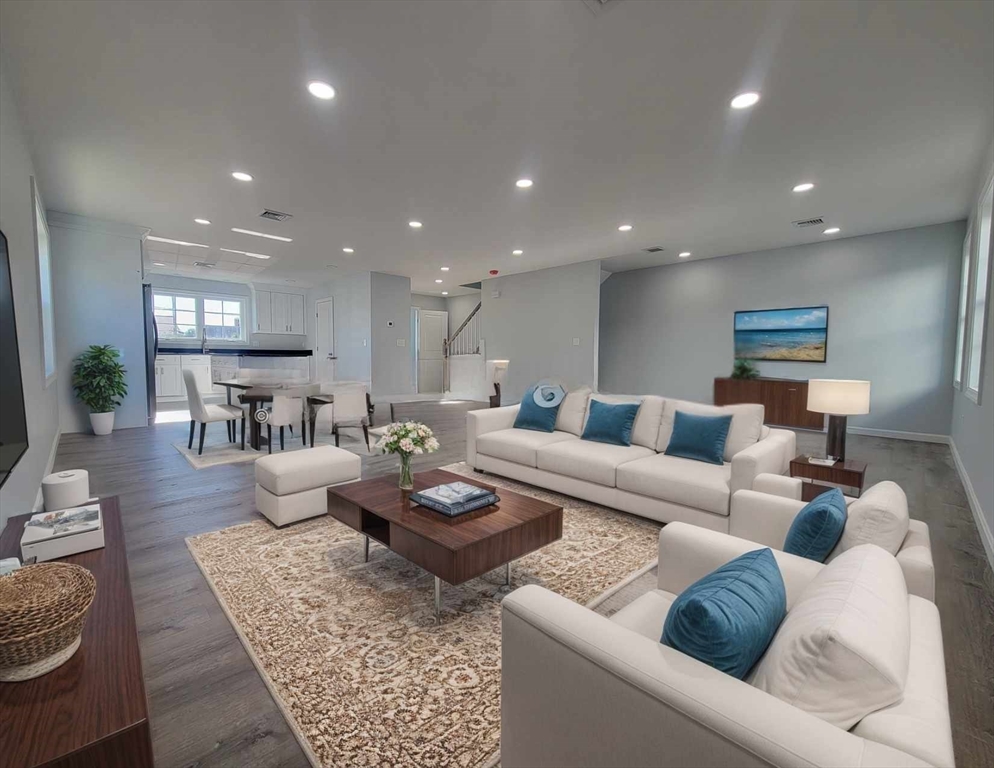 160 Franklin St, Fall River