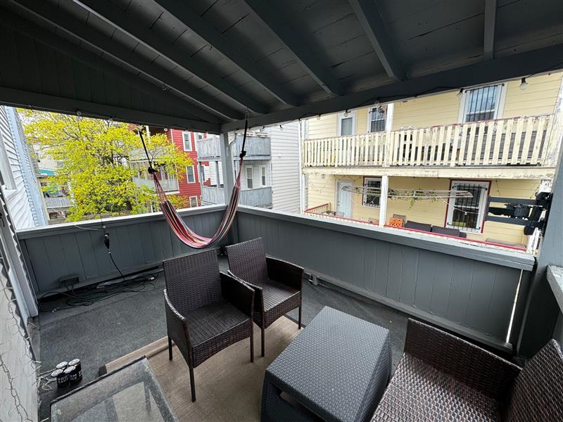 35 Magnus Ave, Ward Two