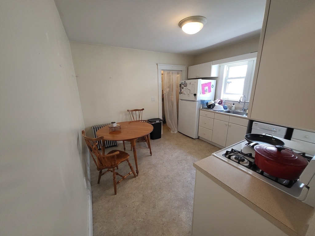 20 Morrison Ave, Powder House Square