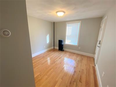 309 Highland Ave, Powder House Square