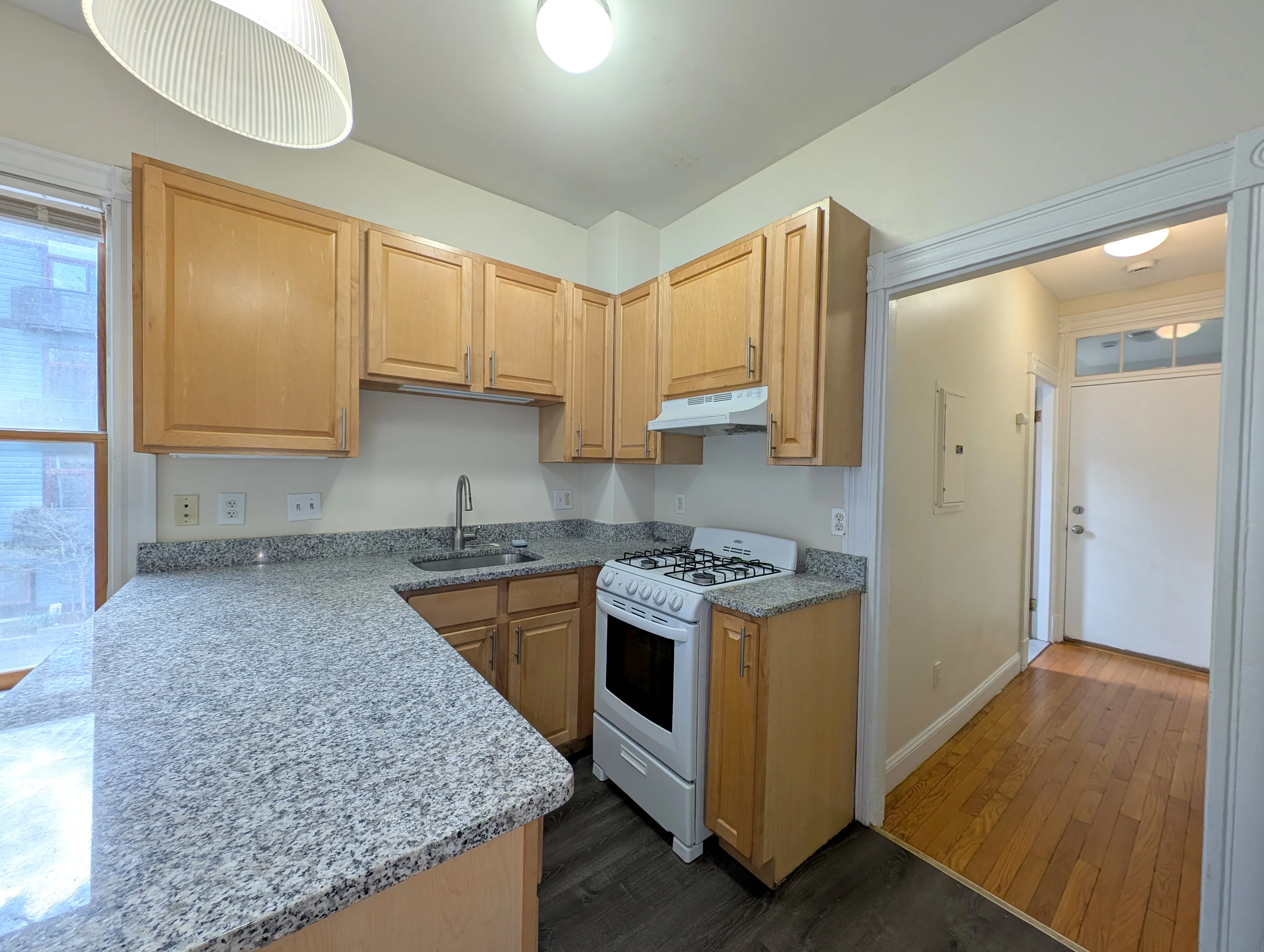 392 Washington St, Ward Two