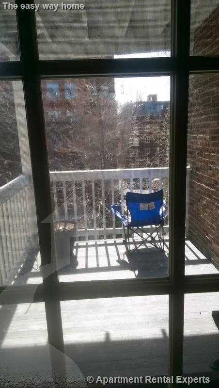 14 Centre St, Central Square