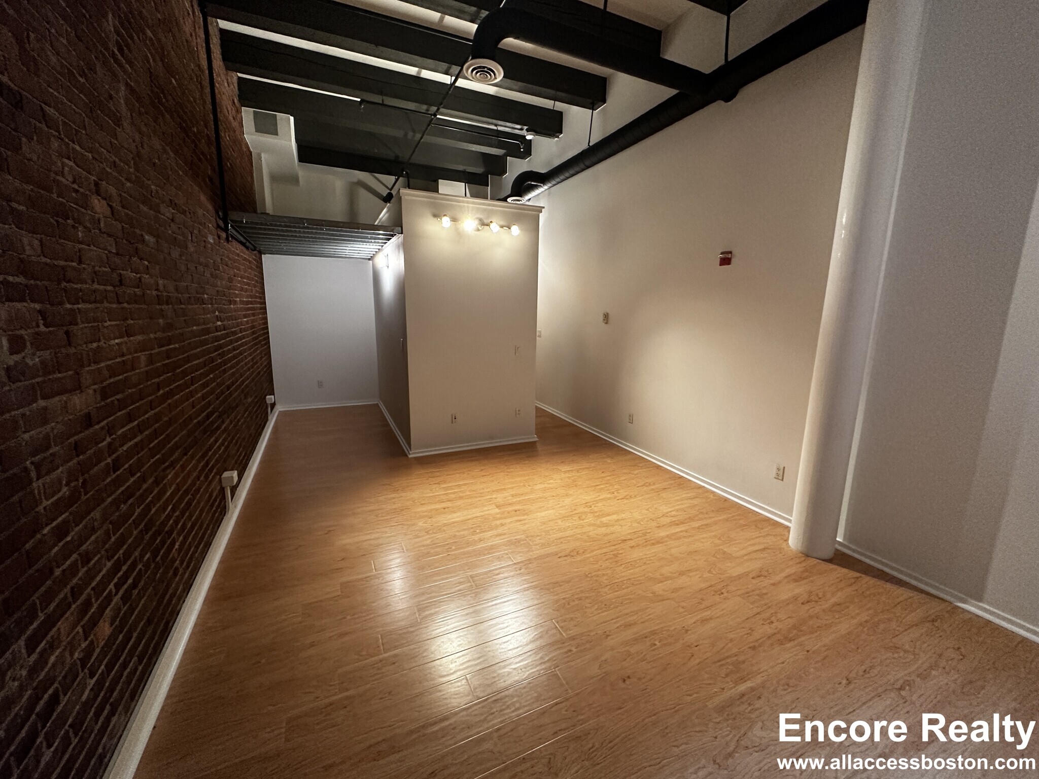 254 Friend St, West End