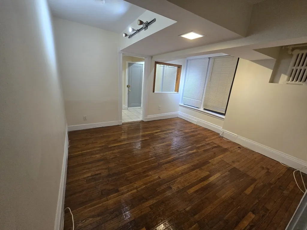 1754 Commonwealth Ave, Brighton