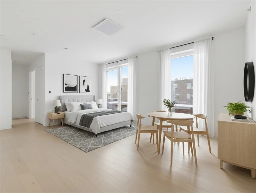 1035 Commonwealth Ave, Allston