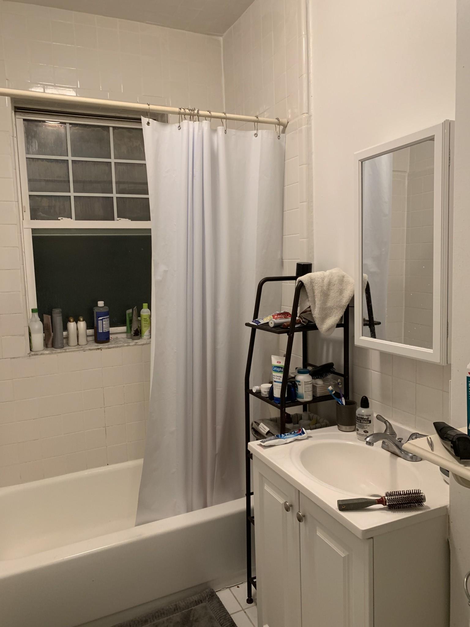 2.5 bed, 1 bath apartment for rent at 5 Spofford Rd Unit 16, Brighton — photo 2 of 10