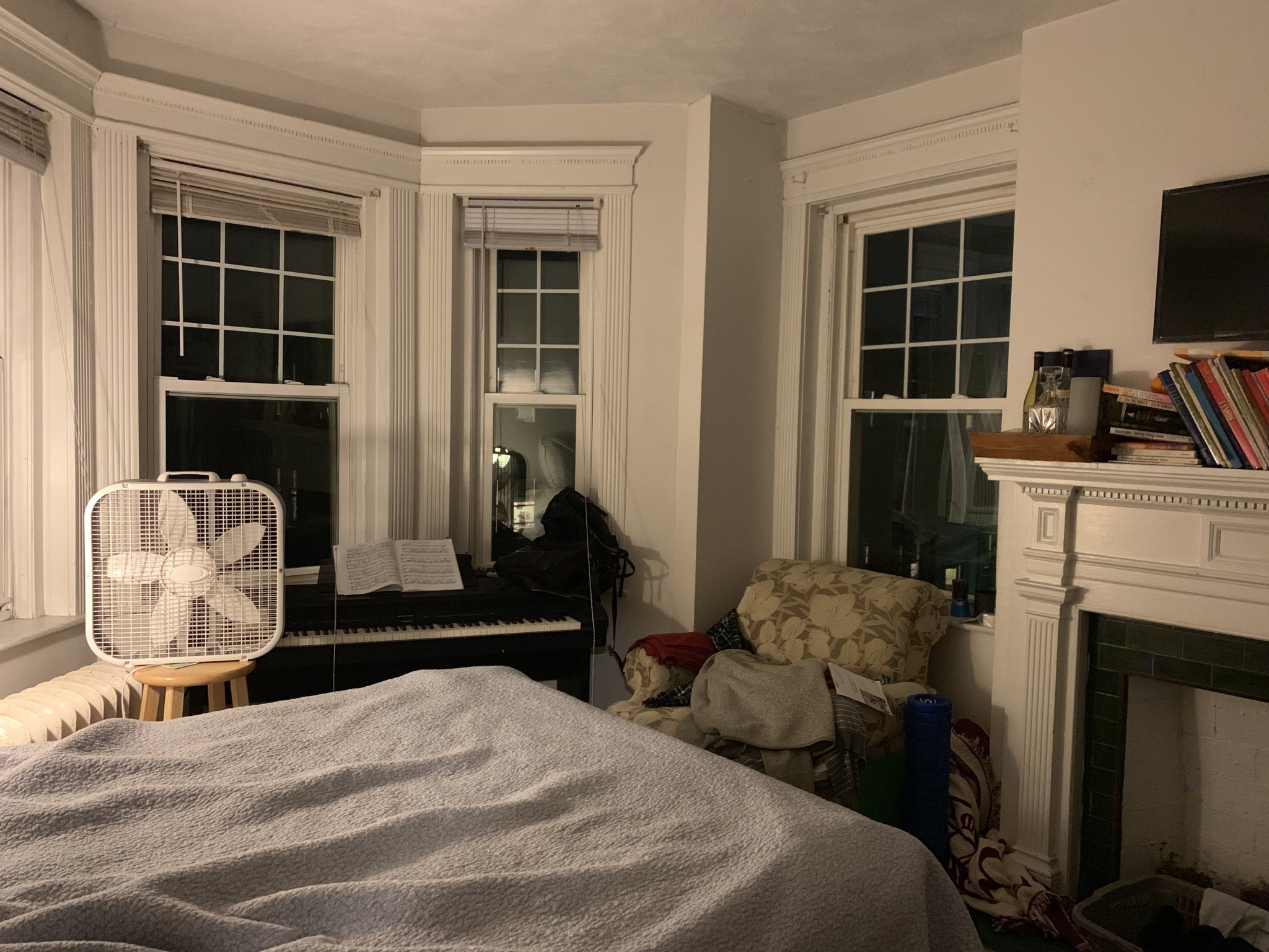 2.5 bed, 1 bath apartment for rent at 5 Spofford Rd Unit 16, Brighton — photo 6 of 10