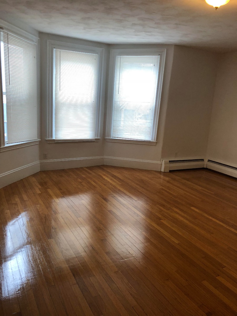 381 Broadway, Mid-Cambridge