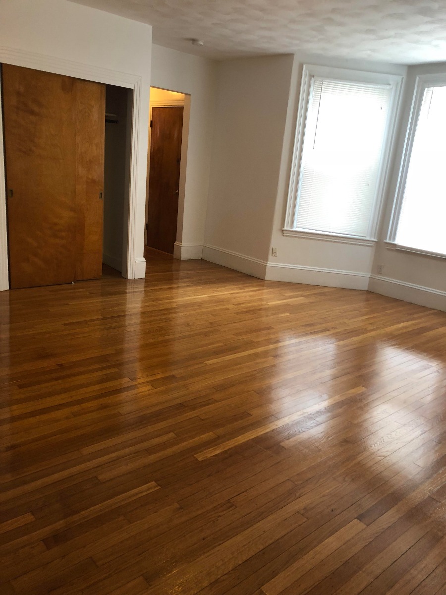 381 Broadway, Mid-Cambridge