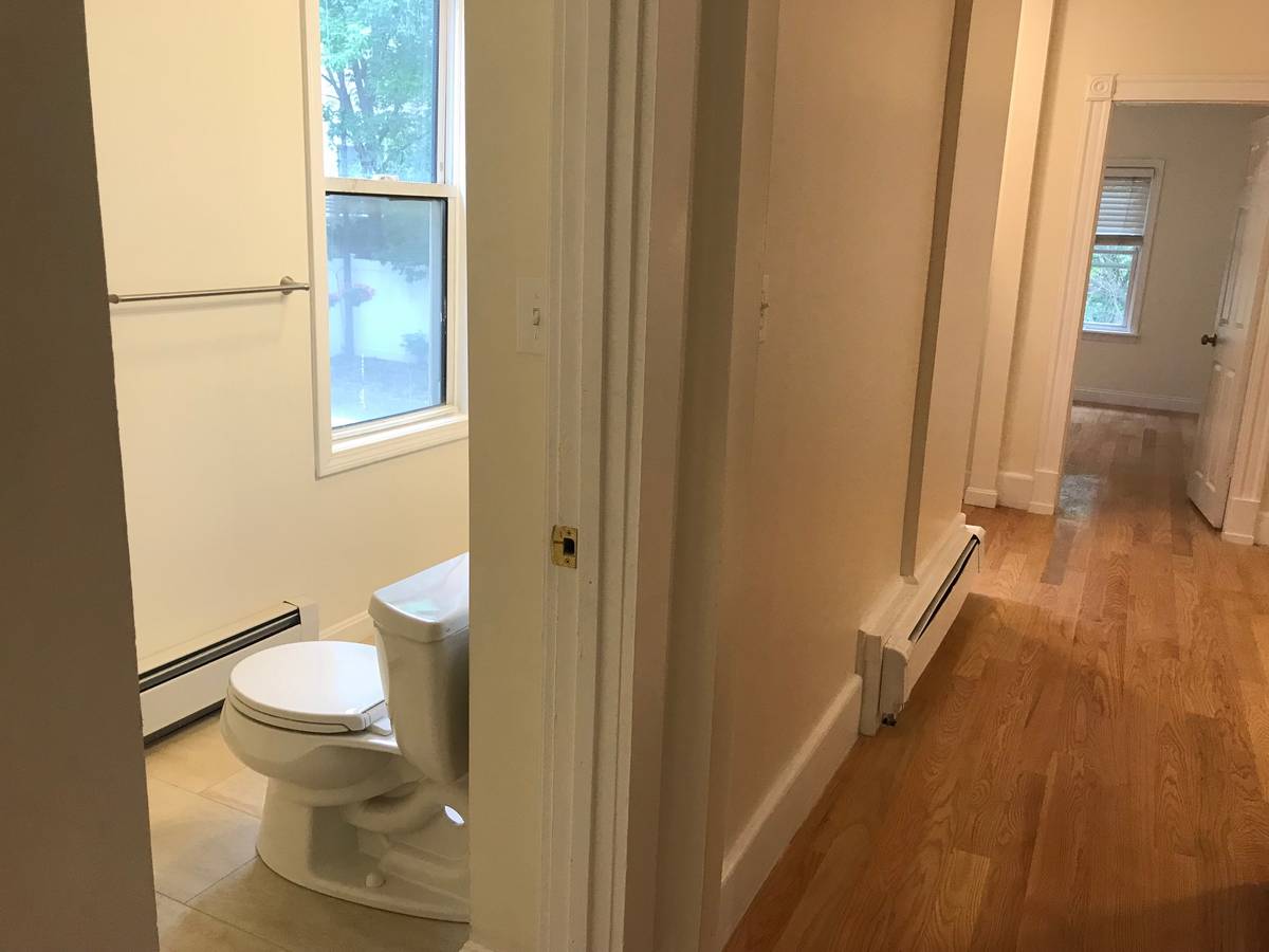 48 Cameron Ave, Teele Square