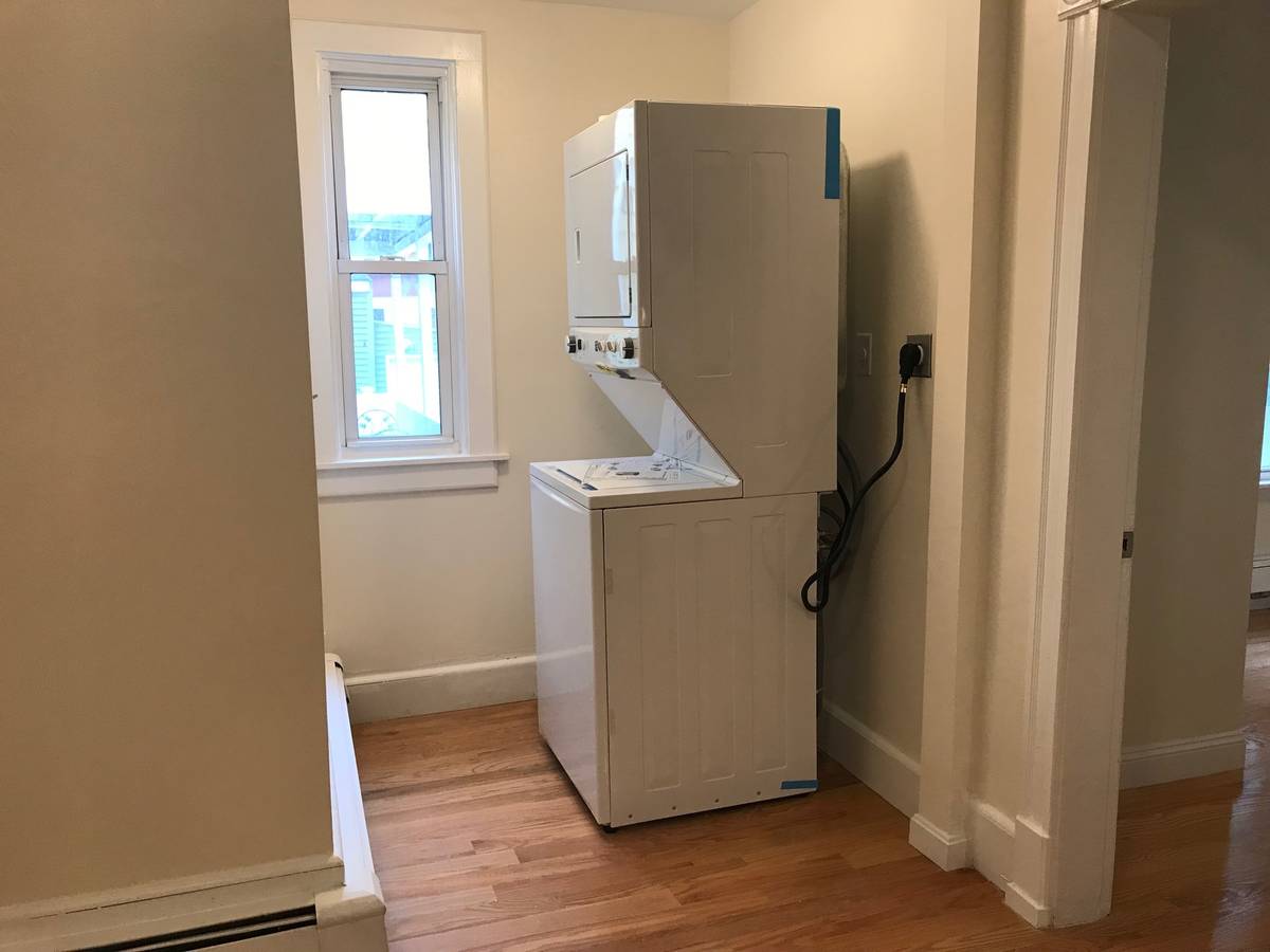 48 Cameron Ave, Teele Square