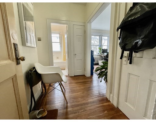 73 Martin St, Neighborhood Nine