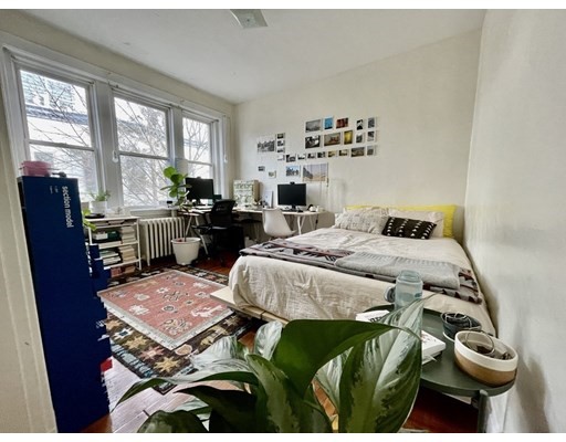 73 Martin St, Neighborhood Nine