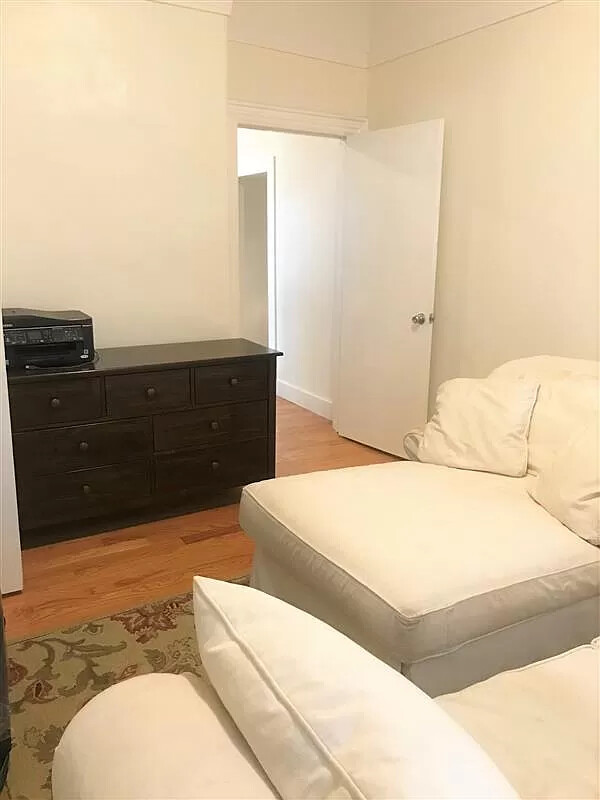 48 Cameron Ave, Teele Square