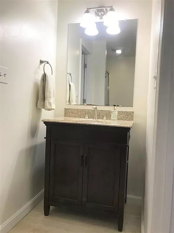 48 Cameron Ave, Teele Square