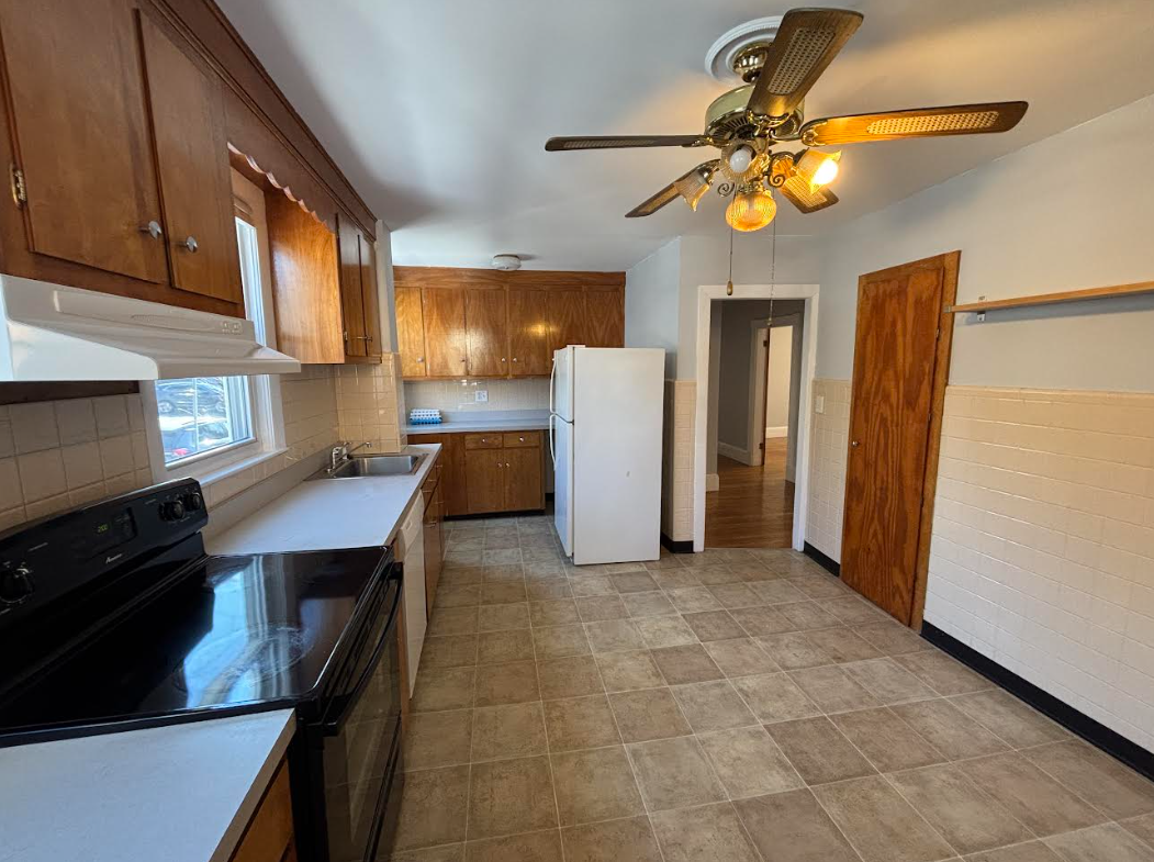 1537 Cambridge St, Mid-Cambridge