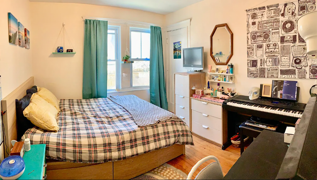 29 Corinthian Rd, Tufts