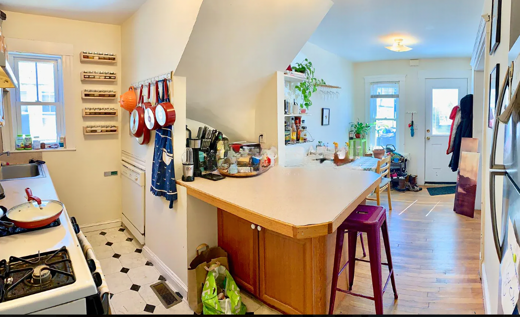 29 Corinthian Rd, Tufts