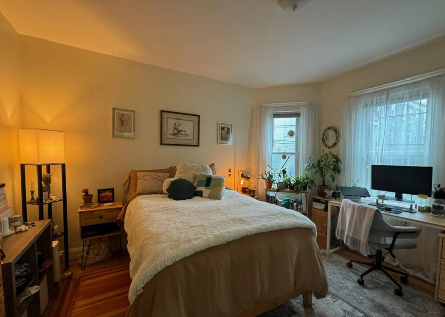 31 Belknap St, West Somerville