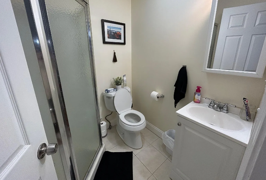 31 Belknap St, West Somerville