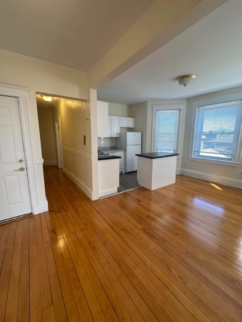 279 Harvard St, Mid-Cambridge