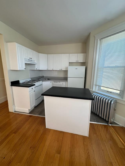 279 Harvard St, Mid-Cambridge