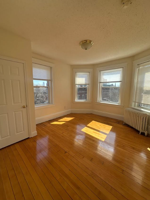 279 Harvard St, Mid-Cambridge