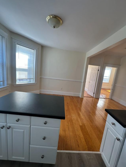 279 Harvard St, Mid-Cambridge