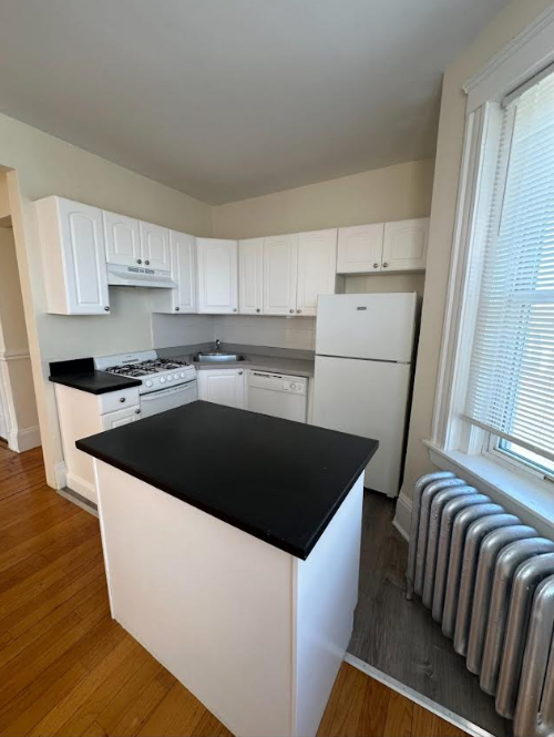 279 Harvard St, Mid-Cambridge