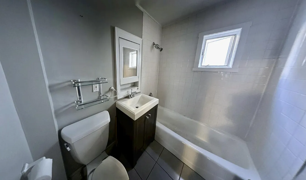 8 Park Ave, Somerville