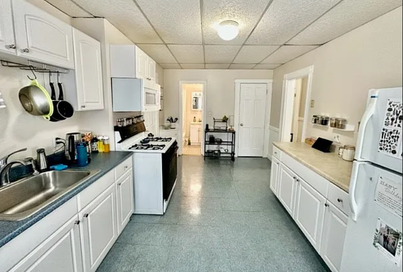 235 Columbia St, The Port