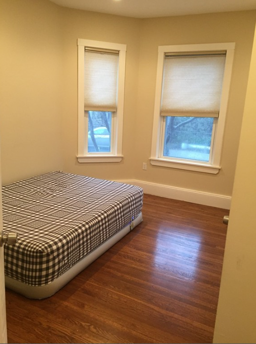 45 Putnam Ave, Riverside