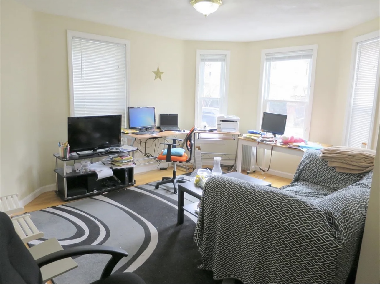 359-361 Western Ave, Riverside