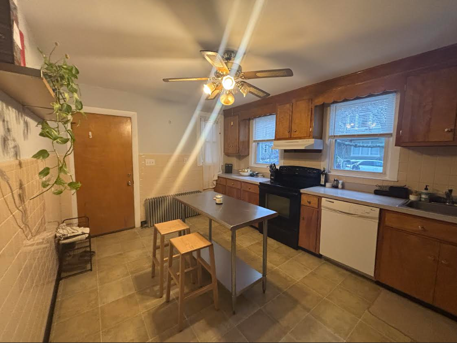 1537 Cambridge St, Mid-Cambridge